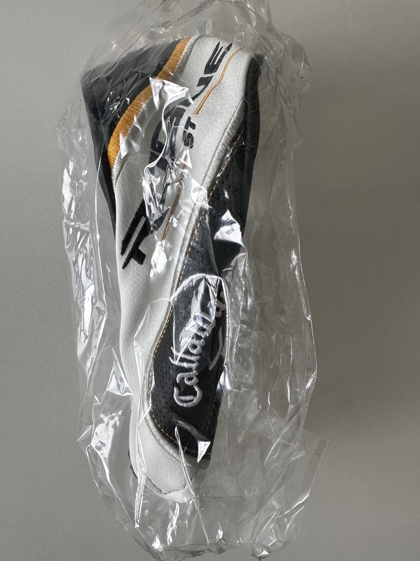 New Callaway Rogue ST Hybrid / Rescue 2022 Authentic Leather Cover