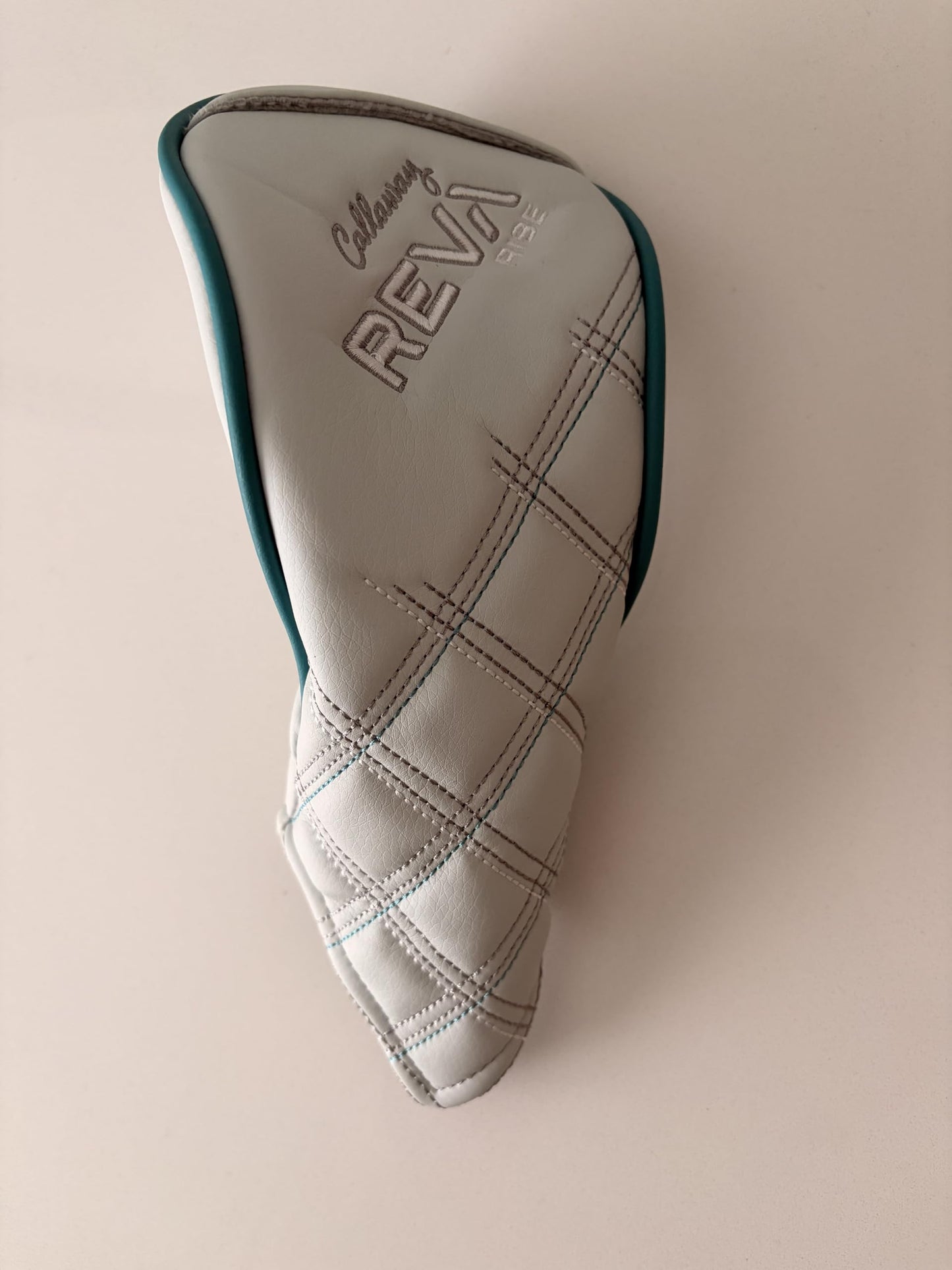 Callaway Reva Leather Golf Hybrid Rescue Headcover with Adjustable Tag, 2025 Model