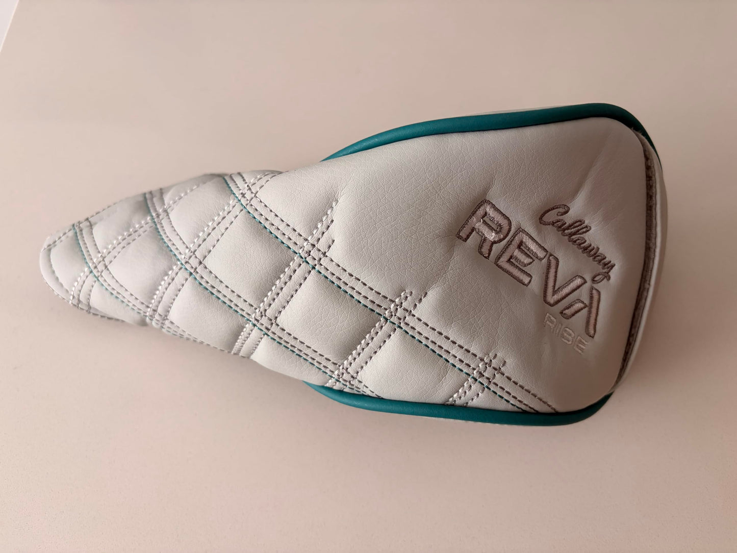 Callaway Reva Leather Golf Hybrid Rescue Headcover with Adjustable Tag, 2025 Model